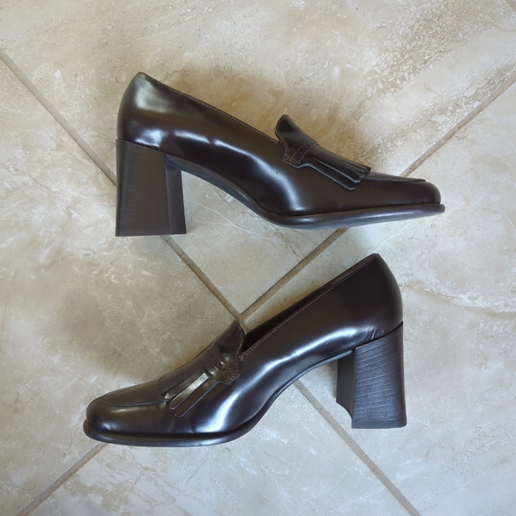 Vintage Y2K Coach Archival Espresso Fringe Patent Leather High Heel Loafers 7 - Picture 3 of 6